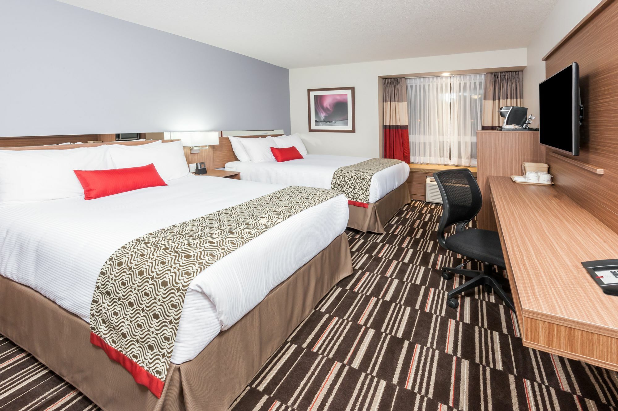 Microtel Inn & Suites By Wyndham Fort Saint John Fort St. John Exterior photo